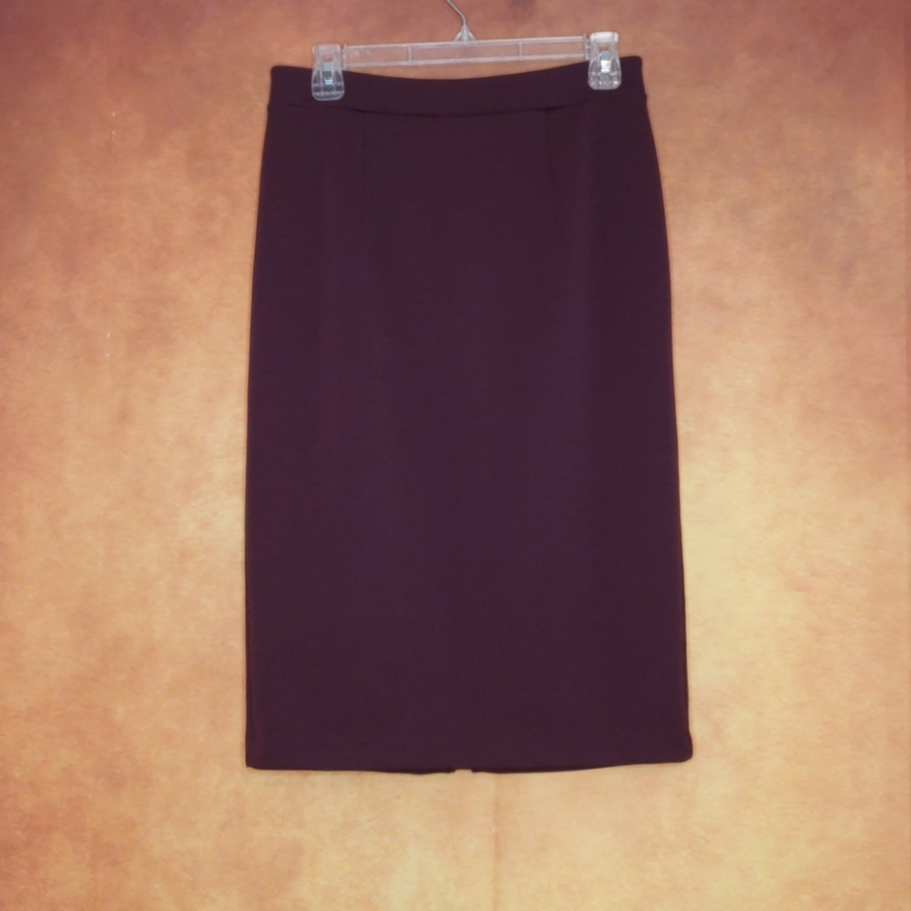 Zip up purple skirt